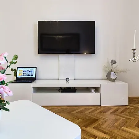 Prestige Lux Apartment *