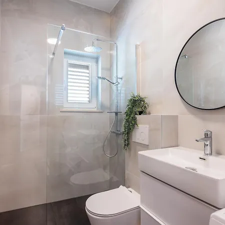 Апартаменты Prestige Lux *